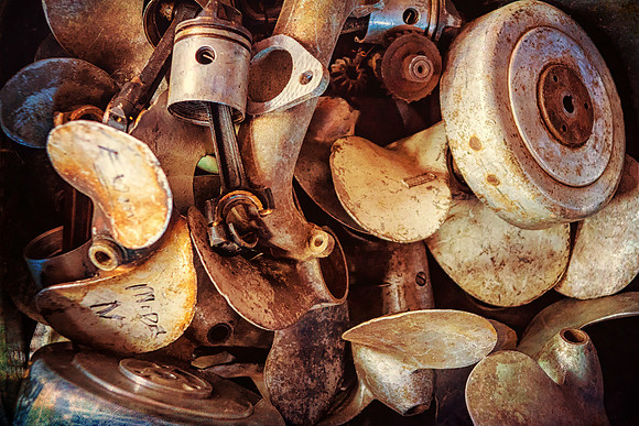 Pistons And Props