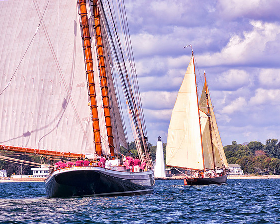 Rounding The Pylon 1