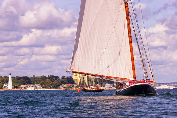 Rounding The Pylon2